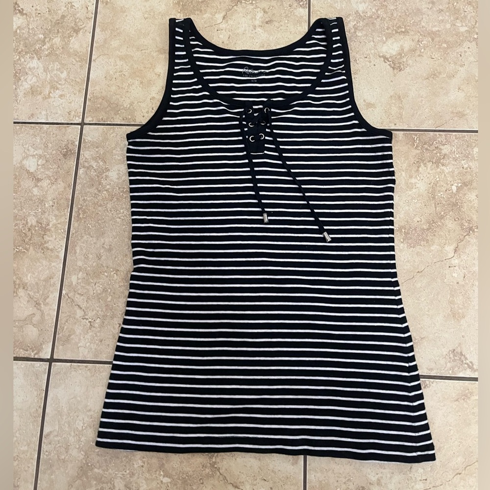 👻🎃CLEARANCE🎃👻 Reitmans tank top